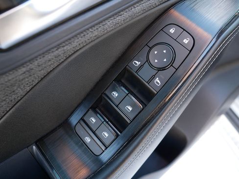 Certified 2022 Nissan Rogue SV image 19