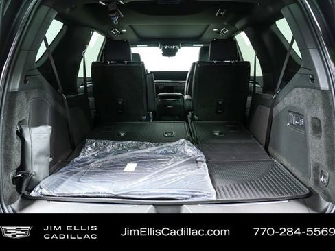 Certified 2026 Cadillac Escalade Luxury image 30
