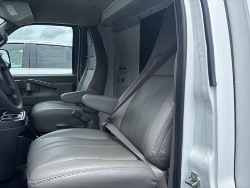 New 2025 Chevrolet Express 3500 w/ Power Convenience Package image 14