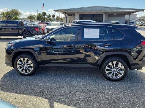 Used 2023 Toyota RAV4 XLE Premium image 13