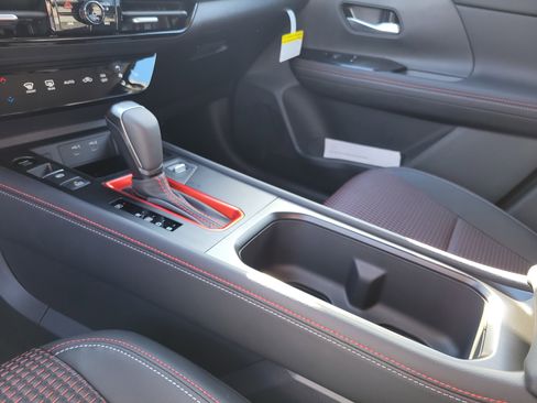 New 2026 Nissan Kicks SR w/ Cold Weather Package image 29