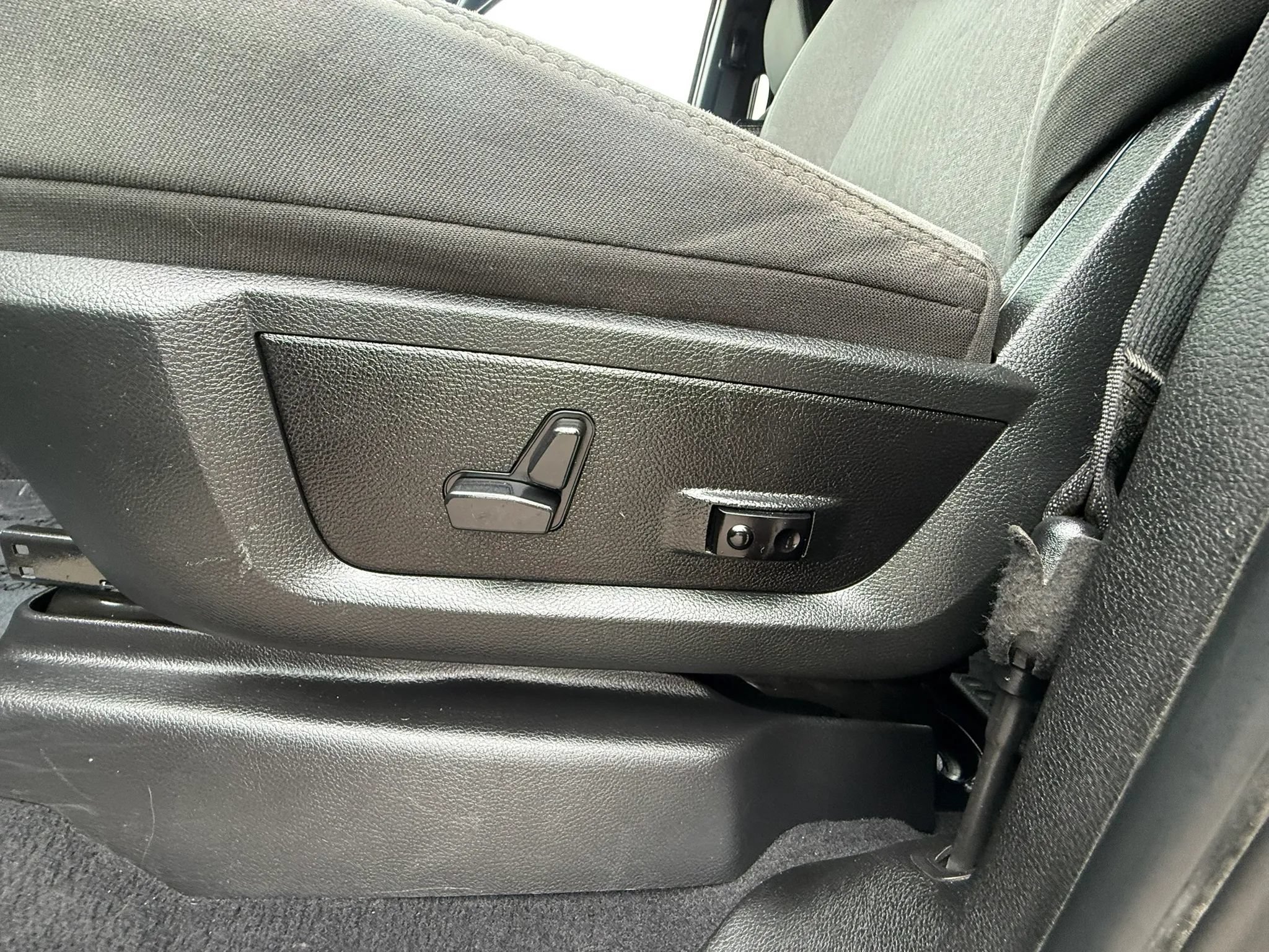 Used 2024 RAM 2500 Big Horn AWD/4WD image 25
