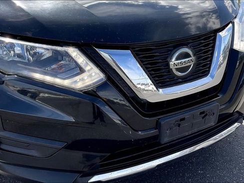 Used 2020 Nissan Rogue SV image 31