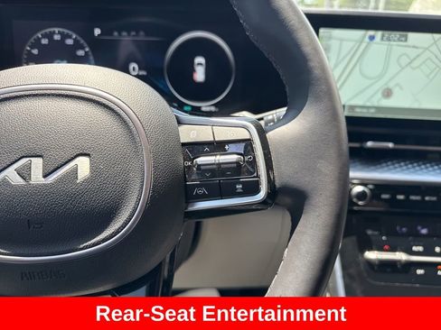 Used 2024 Kia Carnival SX Prestige FWD image 23