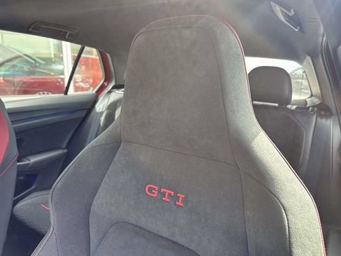 New 2026 Volkswagen GTI SE FWD image 17
