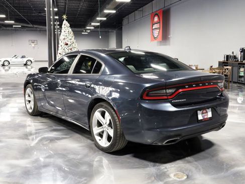 Used 2018 Dodge Charger SXT Plus w/ Quick Order Package 29J RWD image 5
