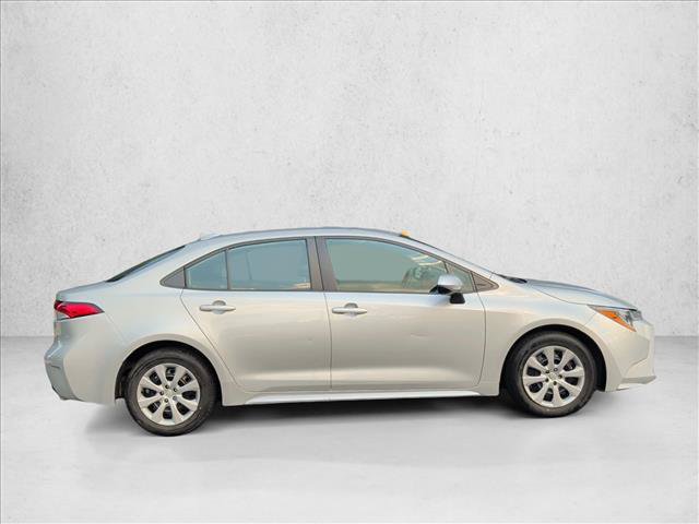 Used 2024 Toyota Corolla LE FWD image 4