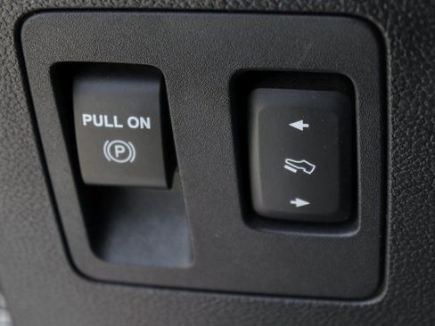 Used 2018 Ford F150 XLT w/ Equipment Group 302A Luxury RWD image 18