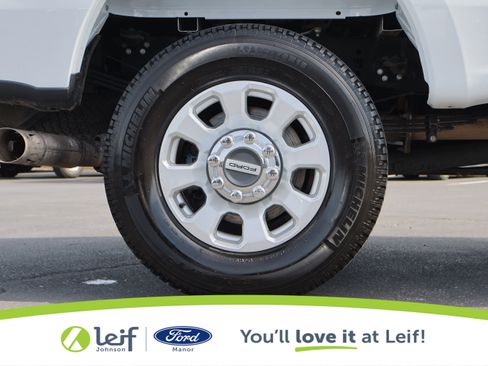 Used 2024 Ford F350 XLT image 8