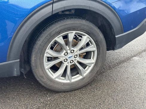 Used 2023 Ford Explorer Limited w/ Equipment Group 301A image 11