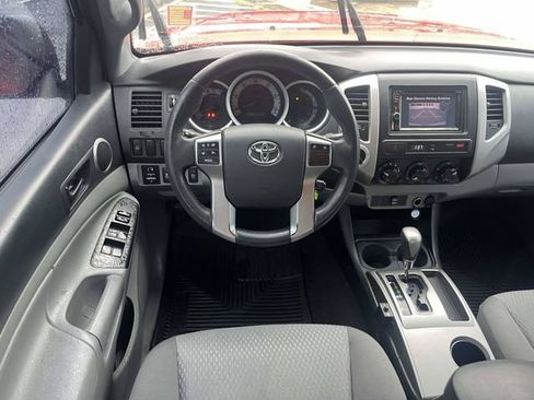 Used 2013 Toyota Tacoma 4x4 Double Cab w/ SR5 Pkg image 15