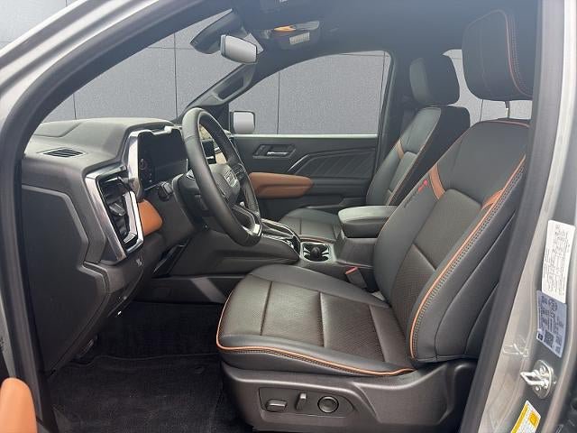 Used 2025 GMC Canyon AT4 w/ AT4 Premium Package AWD/4WD image 24