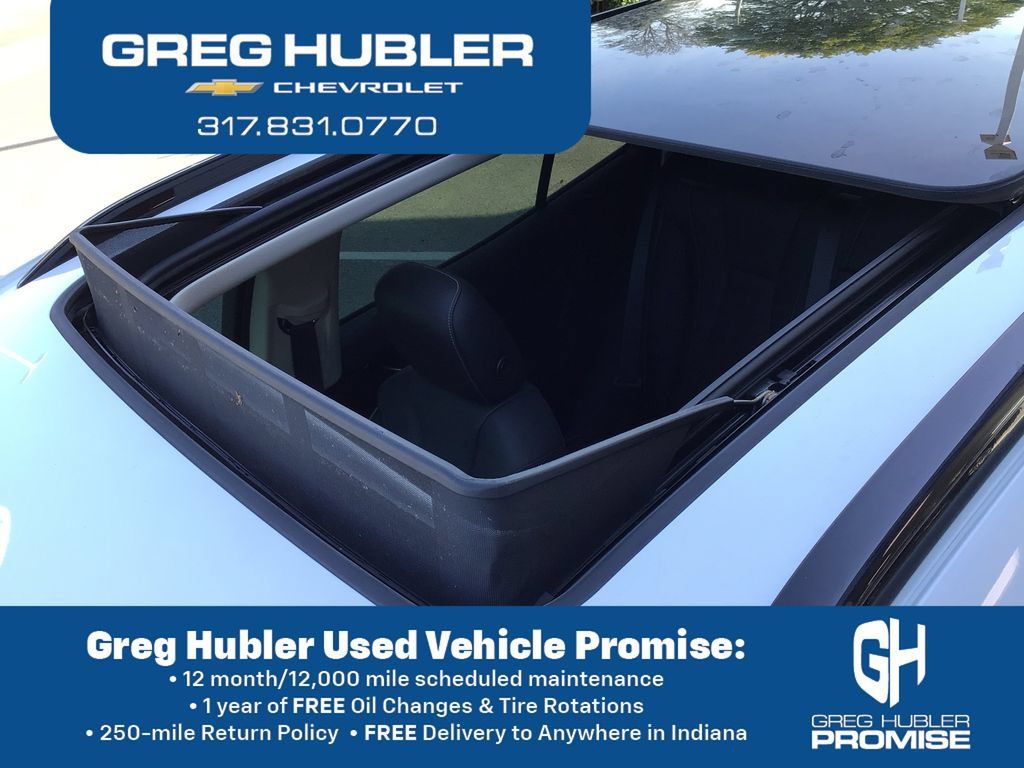 Used 2021 Buick Envision Essence w/ Sport Touring Package FWD image 2