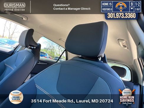 Used 2025 Kia Niro LX FWD image 16