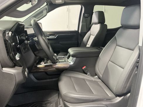 New 2026 Chevrolet Silverado 1500 LT Trail Boss w/ LT Trail Boss Premium Package AWD/4WD image 14