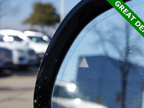 Used 2024 BMW X7 M60i w/ Executive Package image 43