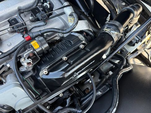 Used 2006 Pontiac Solstice Convertible w/ Premium Package RWD image 39