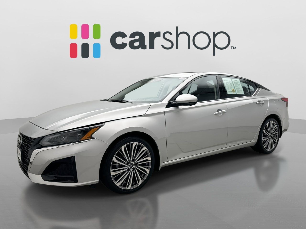 Used 2024 Nissan Altima 2.5 SL FWD image 1
