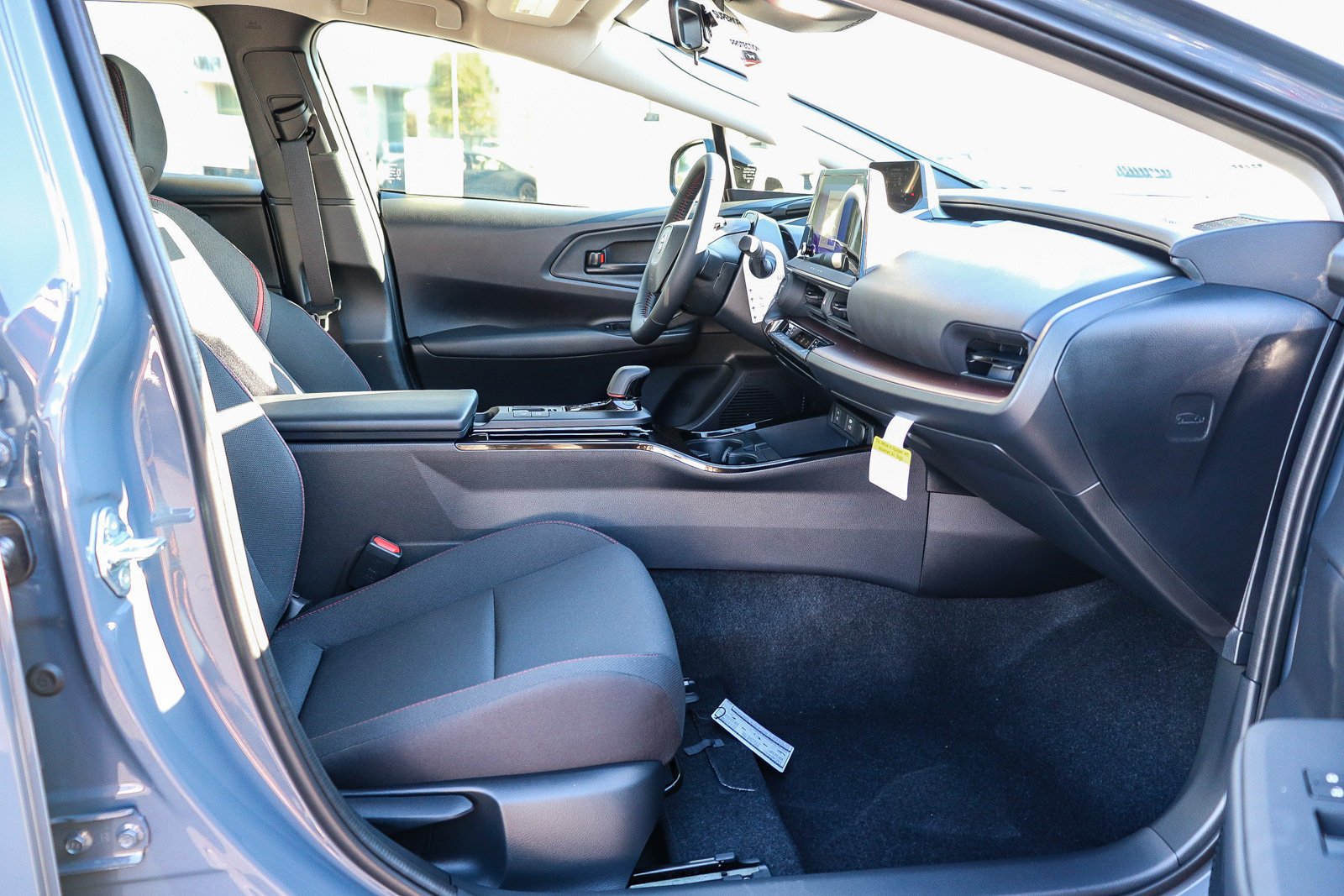 New 2027 Toyota Prius Plug-In Hybrid FWD image 22