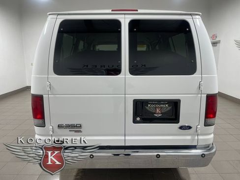 Used 2008 Ford E-350 and Econoline 350 XL image 5
