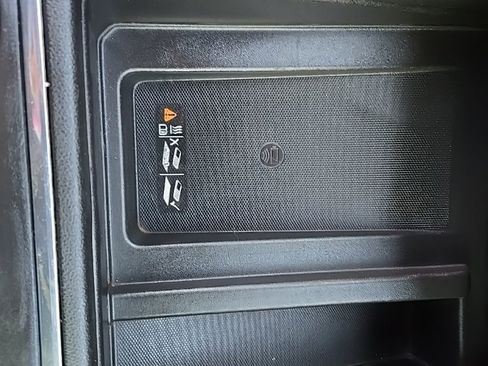 Used 2020 Chevrolet Silverado 3500 LTZ w/ LTZ Premium Package image 46