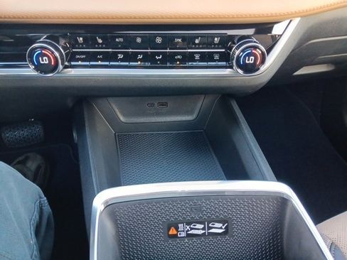 New 2026 Chevrolet Equinox ACTIV w/ Convenience Package III image 16