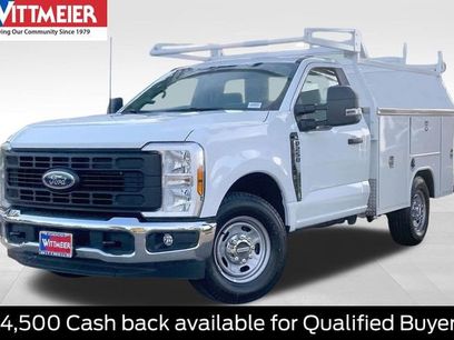 New 2026 Ford F250 XL w/ XL Chrome Package