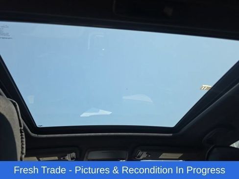 Used 2025 Subaru Forester Premium w/ Convenience Package #1 AWD/4WD image 16
