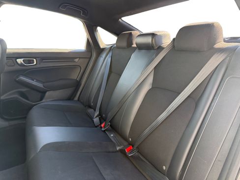 Used 2022 Honda Civic Sport image 12