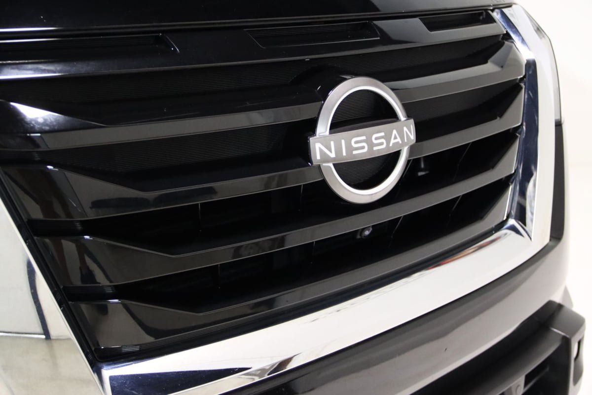 Used 2022 Nissan Pathfinder Platinum AWD/4WD image 26