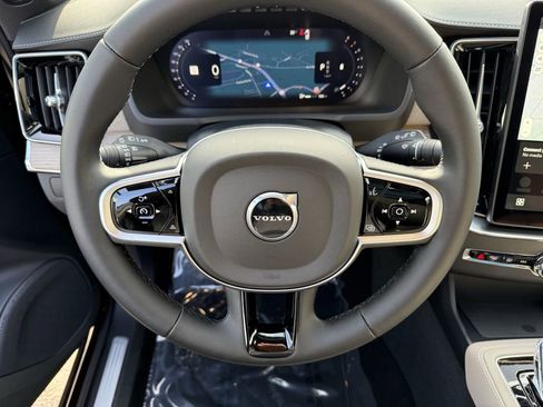 New 2026 Volvo XC90 B6 Plus w/ Protection Package Premier image 19