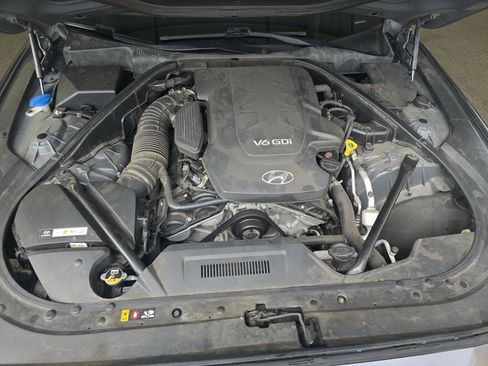 Used 2016 Hyundai Genesis 3.8 w/ Option Group 04 image 10