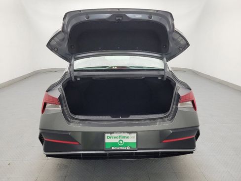 Used 2024 Hyundai Elantra SEL w/ Convenience Package FWD image 29