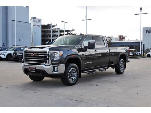 Used 2023 GMC Sierra 2500 SLT w/ SLT Convenience Package image 2