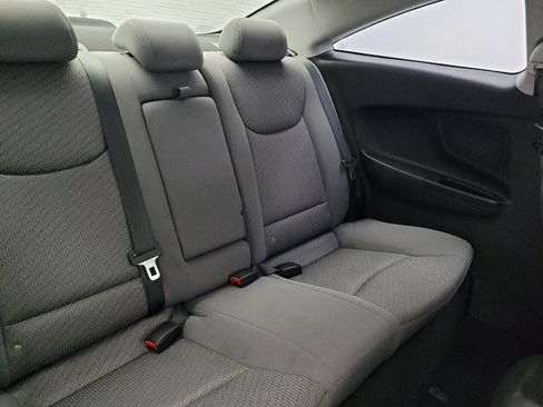 Used 2014 Hyundai Elantra image 19