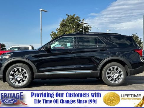 New 2025 Ford Explorer Active w/ Active Comfort Package image 7