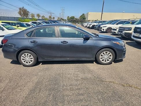 Used 2019 Kia Forte Sedan FWD image 16