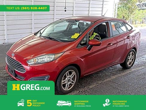 Used 2018 Ford Fiesta SE image 1