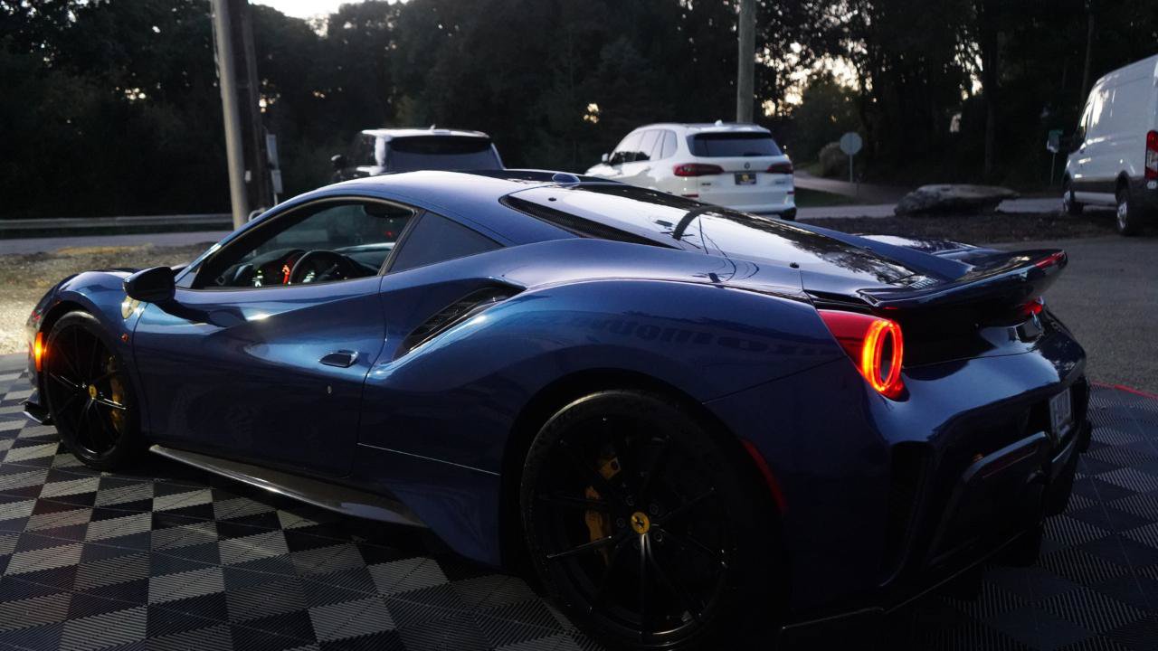 Used 2018 Ferrari 488 GTB RWD image 47