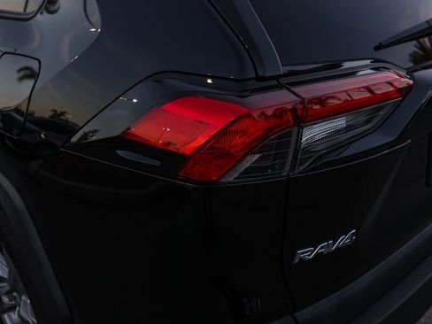 Used 2023 Toyota RAV4 LE image 7