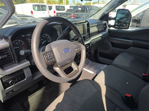 Used 2025 Ford F250 XLT image 14