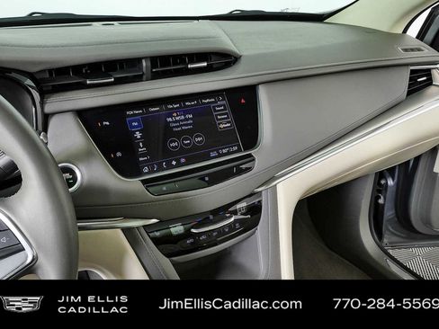 Used 2020 Cadillac XT5 Premium Luxury FWD image 13