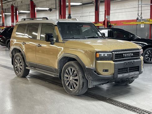 Certified 2025 Toyota Land Cruiser w/ Premium Package image 38