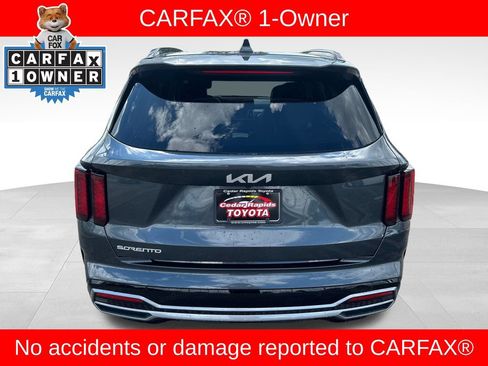 Used 2023 Kia Sorento EX w/ Panoramic Sunroof Package FWD image 5