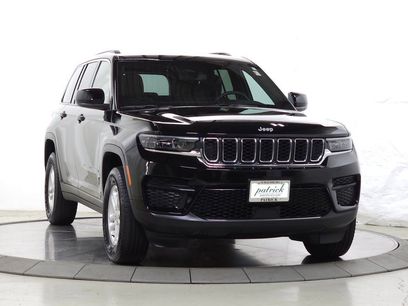 Used 2024 Jeep Grand Cherokee Laredo w/ Luxury Tech Group I