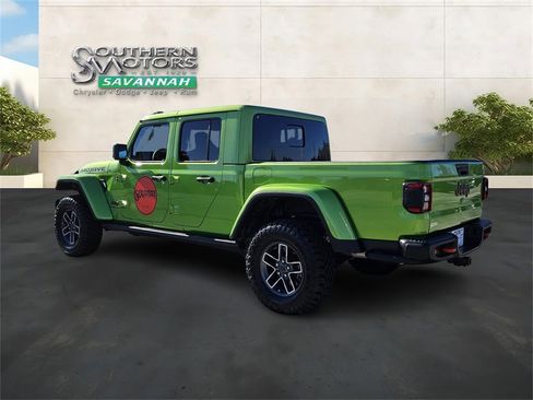 New 2025 Jeep Gladiator Mojave image 3