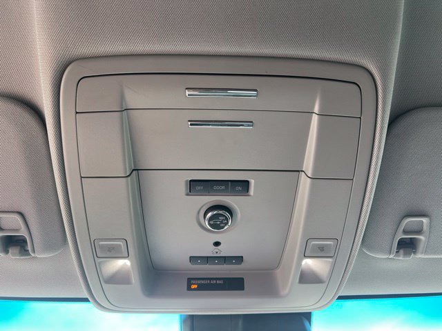 Used 2018 GMC Yukon SLE w/ Convenience Package AWD/4WD image 32