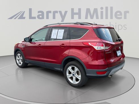 Used 2015 Ford Escape SE w/ Equipment Group 201A AWD/4WD image 3