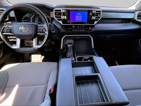 Used 2023 Toyota Tundra SR5 w/ SR5 Convenience Package AWD/4WD image 15