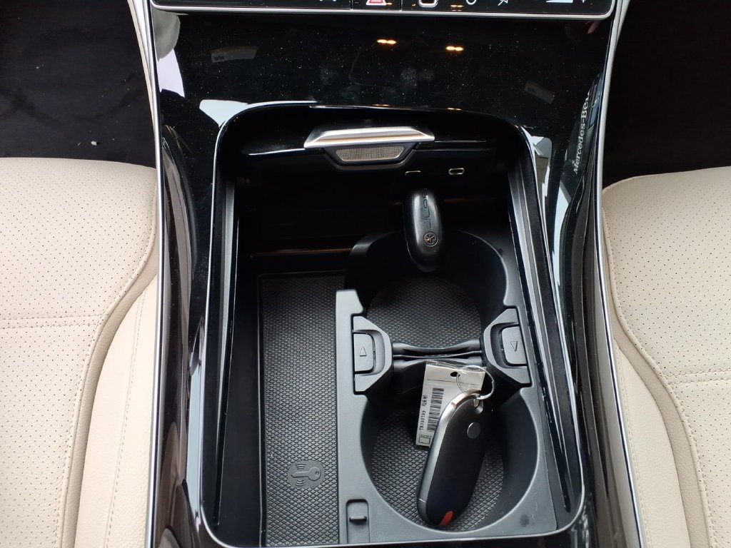 Certified 2026 Mercedes-Benz C 300 4MATIC Sedan image 24